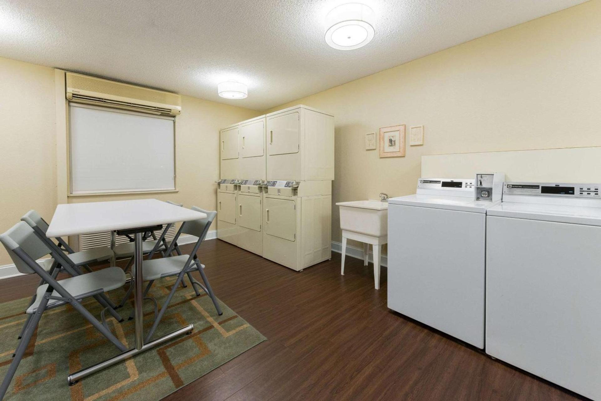 MainStay Suites Louisville Jeffersontown photo 29