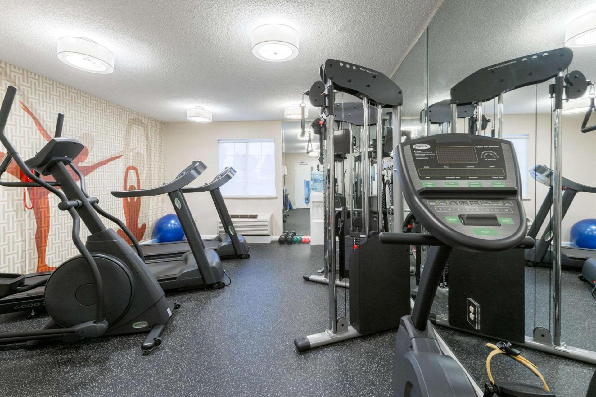 MainStay Suites Louisville Jeffersontown photo 28