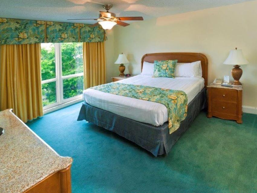 Ft Lauderdale Beach resort photo 9