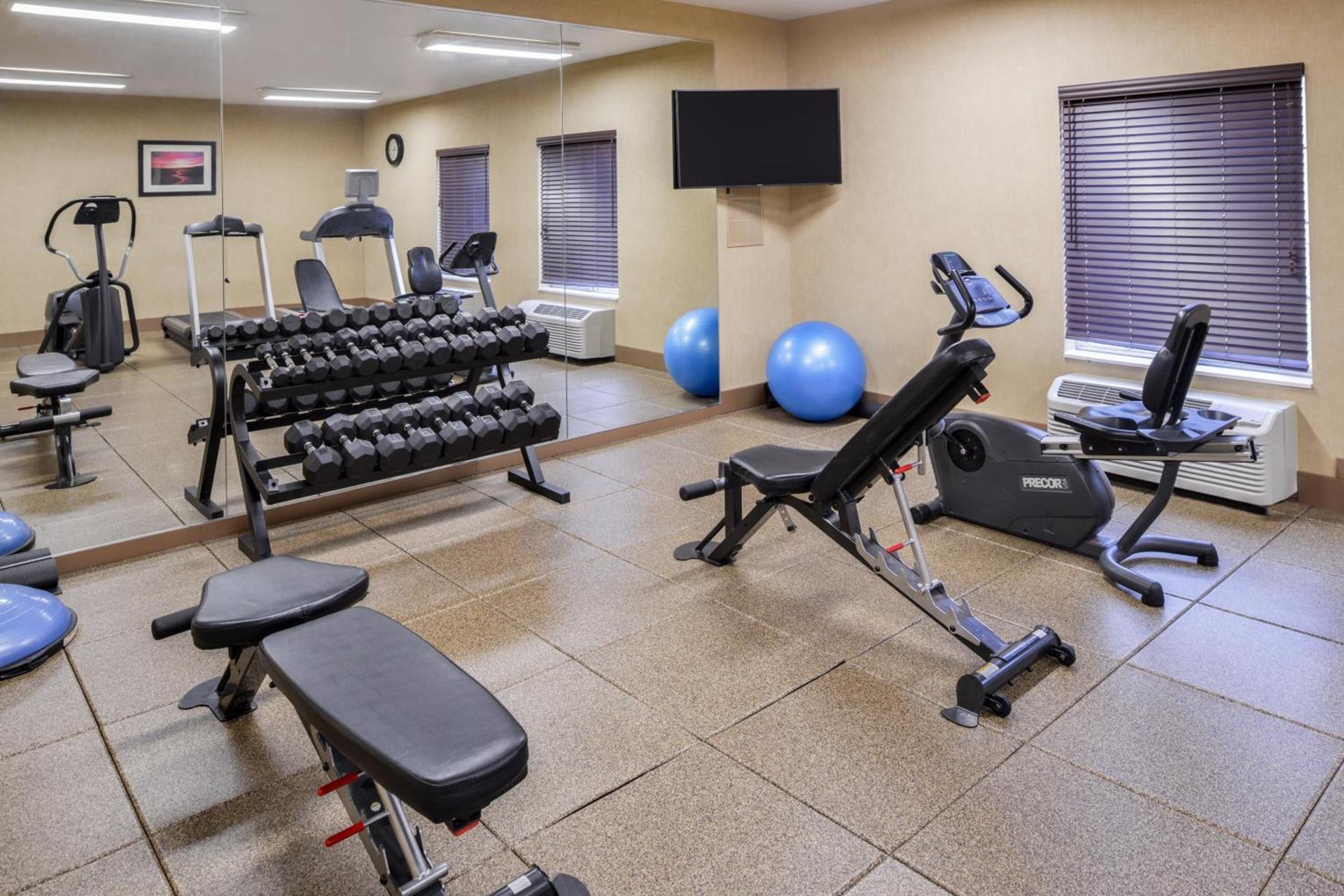 Holiday Inn Express Hotel & Suites Sioux Falls At Empire Mall by IHG photo 99