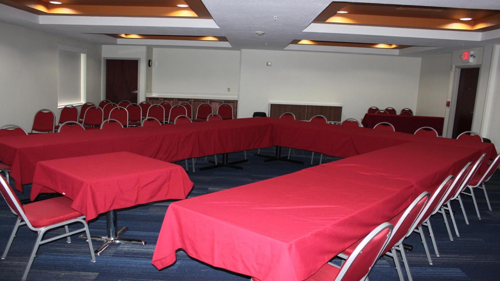 Holiday Inn Express Orlando - South Davenport by IHG photo 36