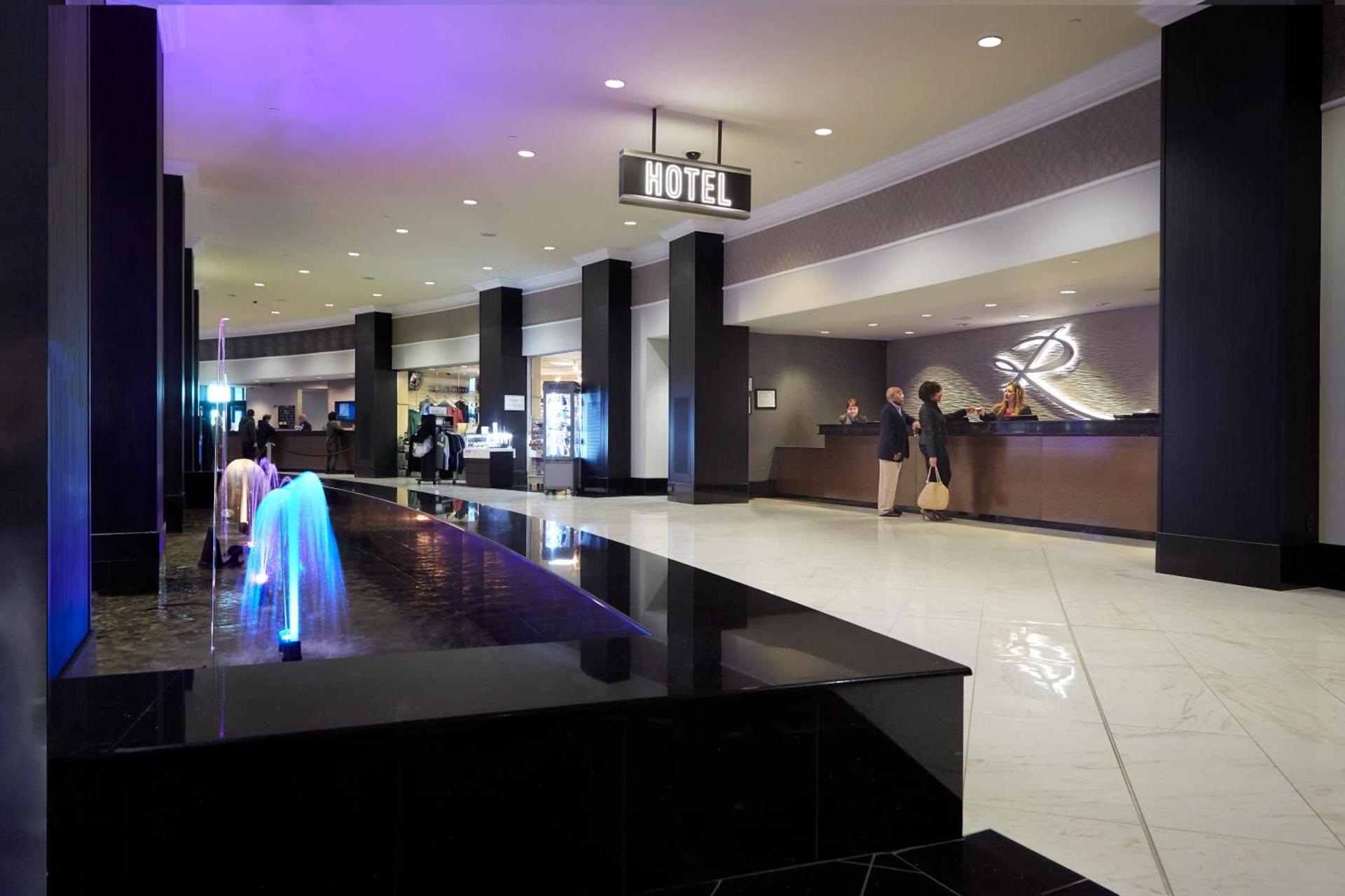 Riverside Casino & Golf Resort photo 2
