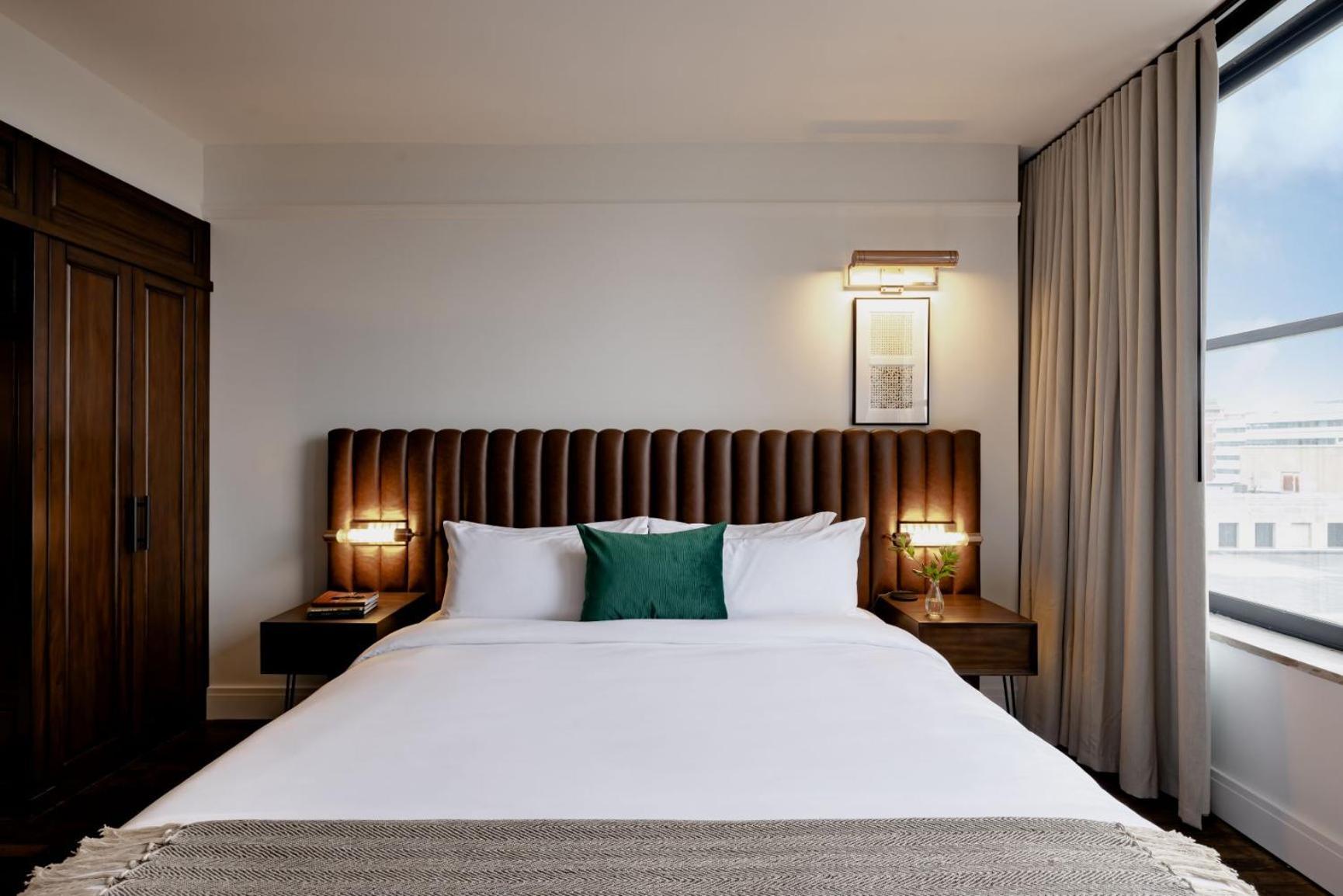 Surety Hotel, Autograph Collection photo 28