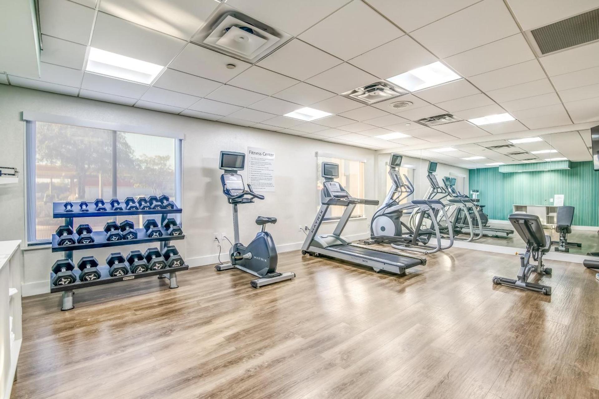 Holiday Inn Express & Suites Longview North by IHG photo 65
