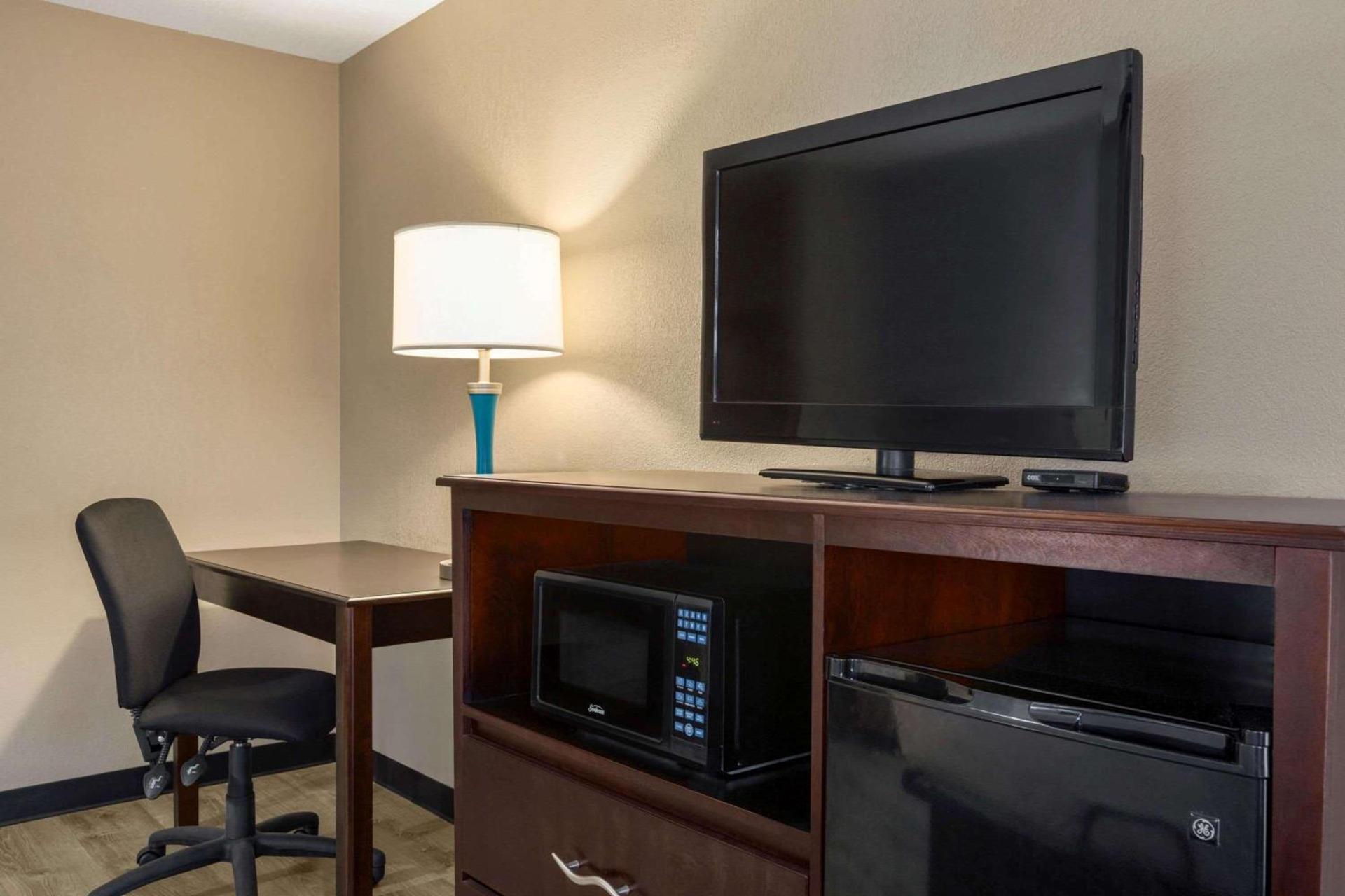 Quality Inn Crestview I-10 Eglin AFB Area photo 12