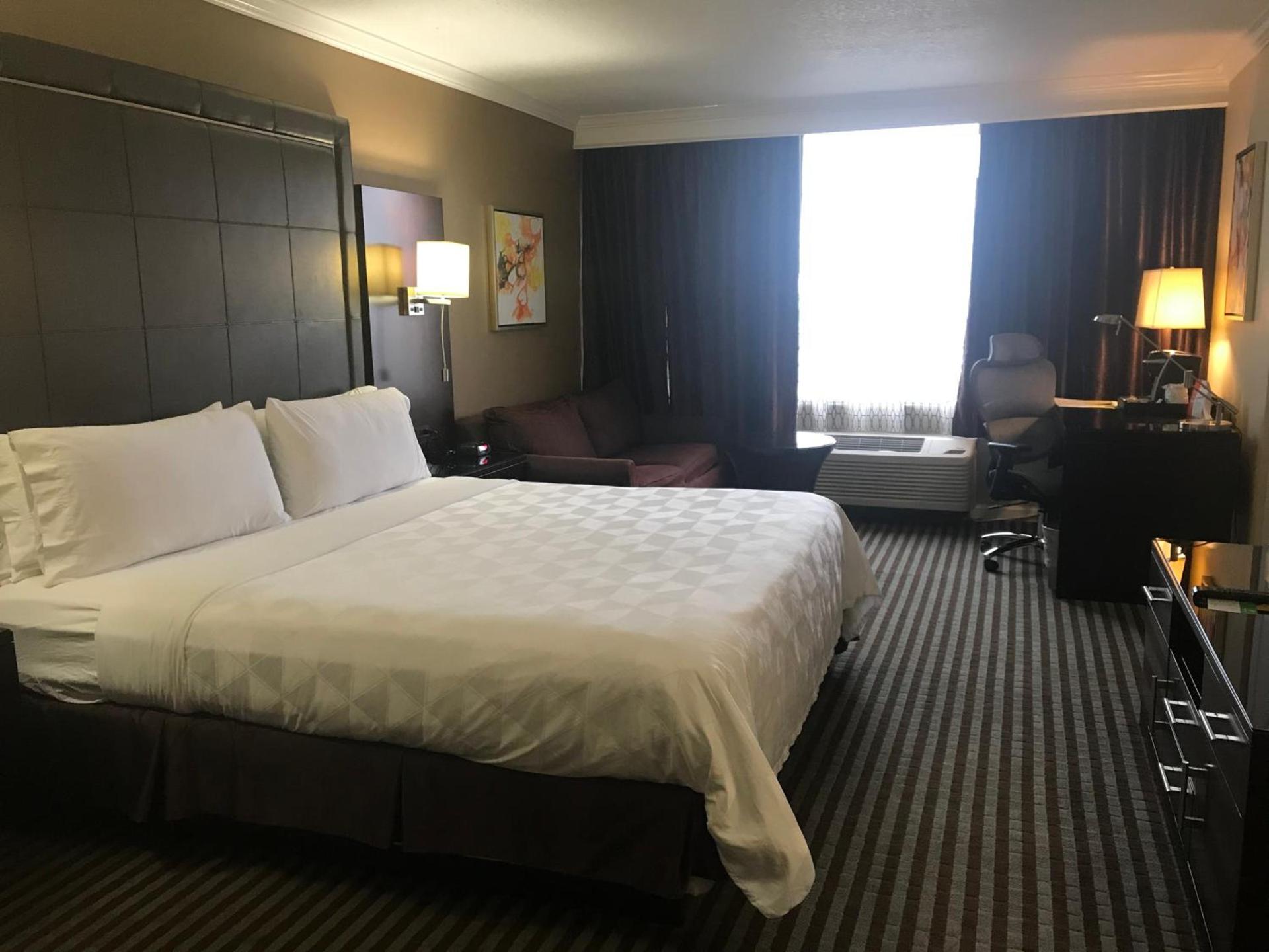 Holiday Inn Orlando East-UCF Area by IHG photo 6