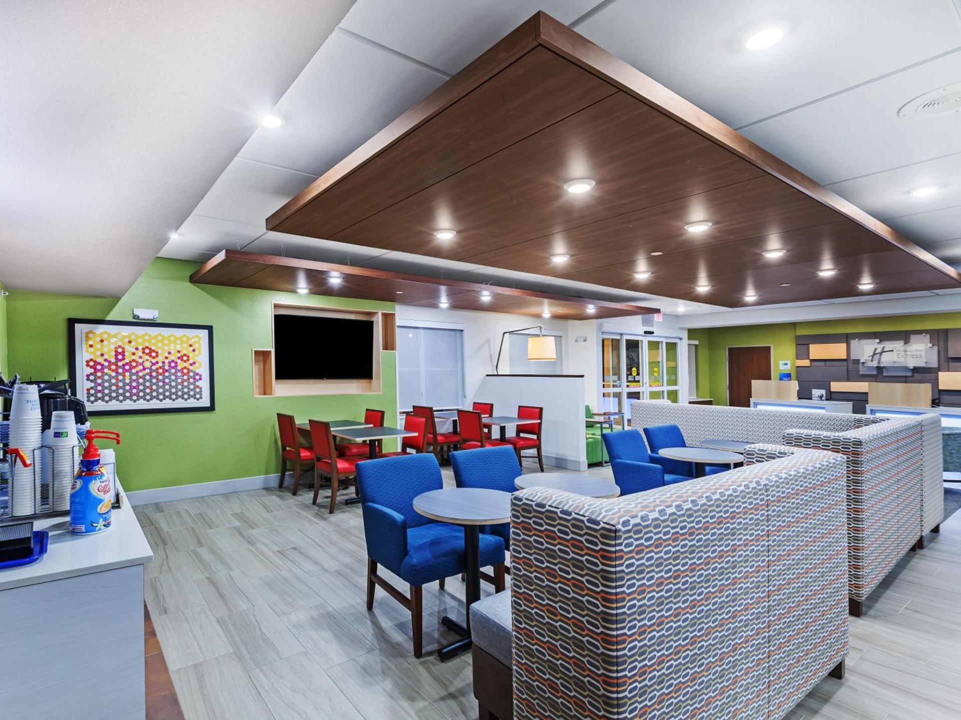 Holiday Inn Express Hotel & Suites Dallas Lewisville by IHG photo 32