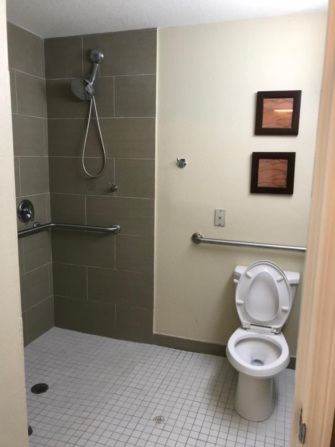 Comfort Inn & Suites Atlanta-Smyrna photo 47