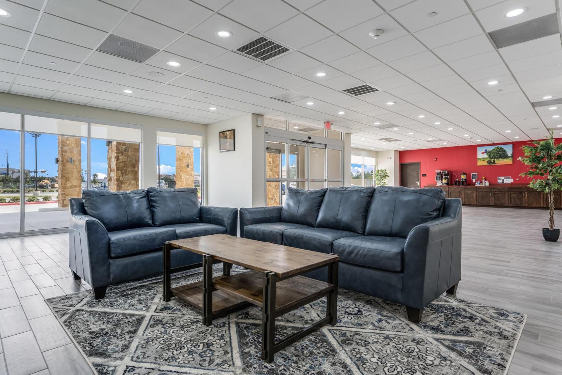 Americas Best Value Inn & Suites Katy photo 9