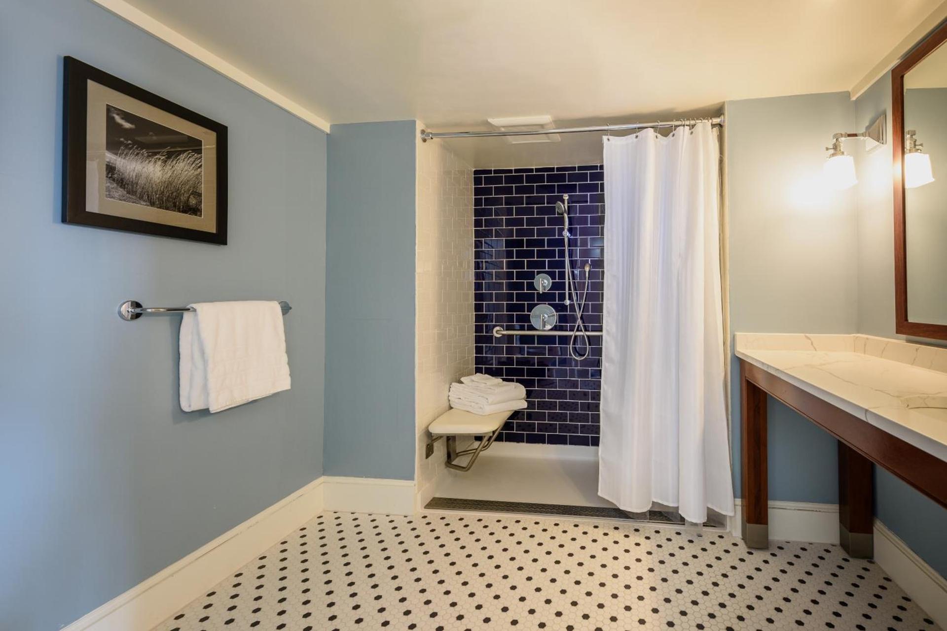 Harbor View Hotel photo 26