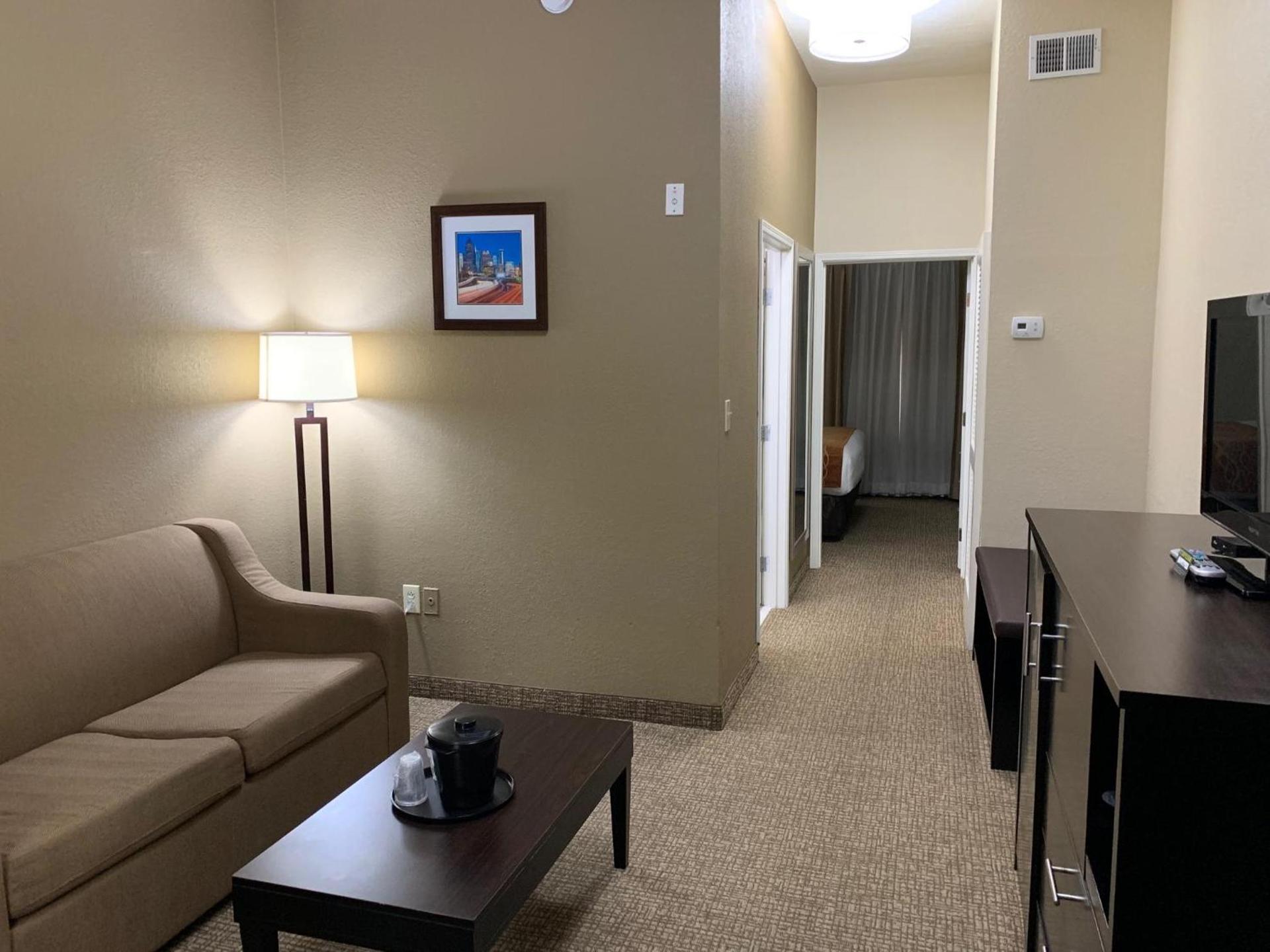 Comfort Inn & Suites Atlanta-Smyrna photo 45