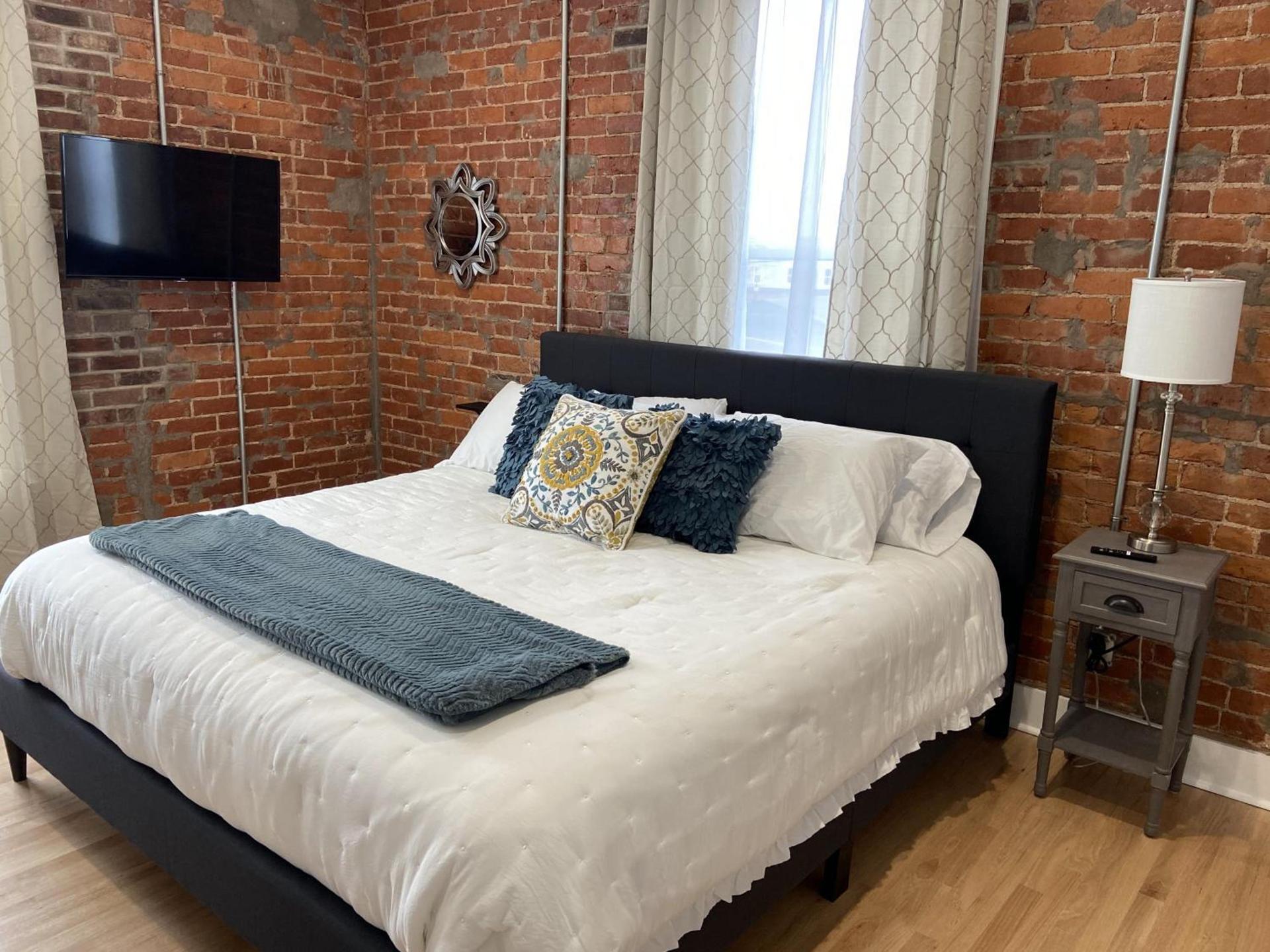 Brickhouse Loft - a boutique hotel photo 32