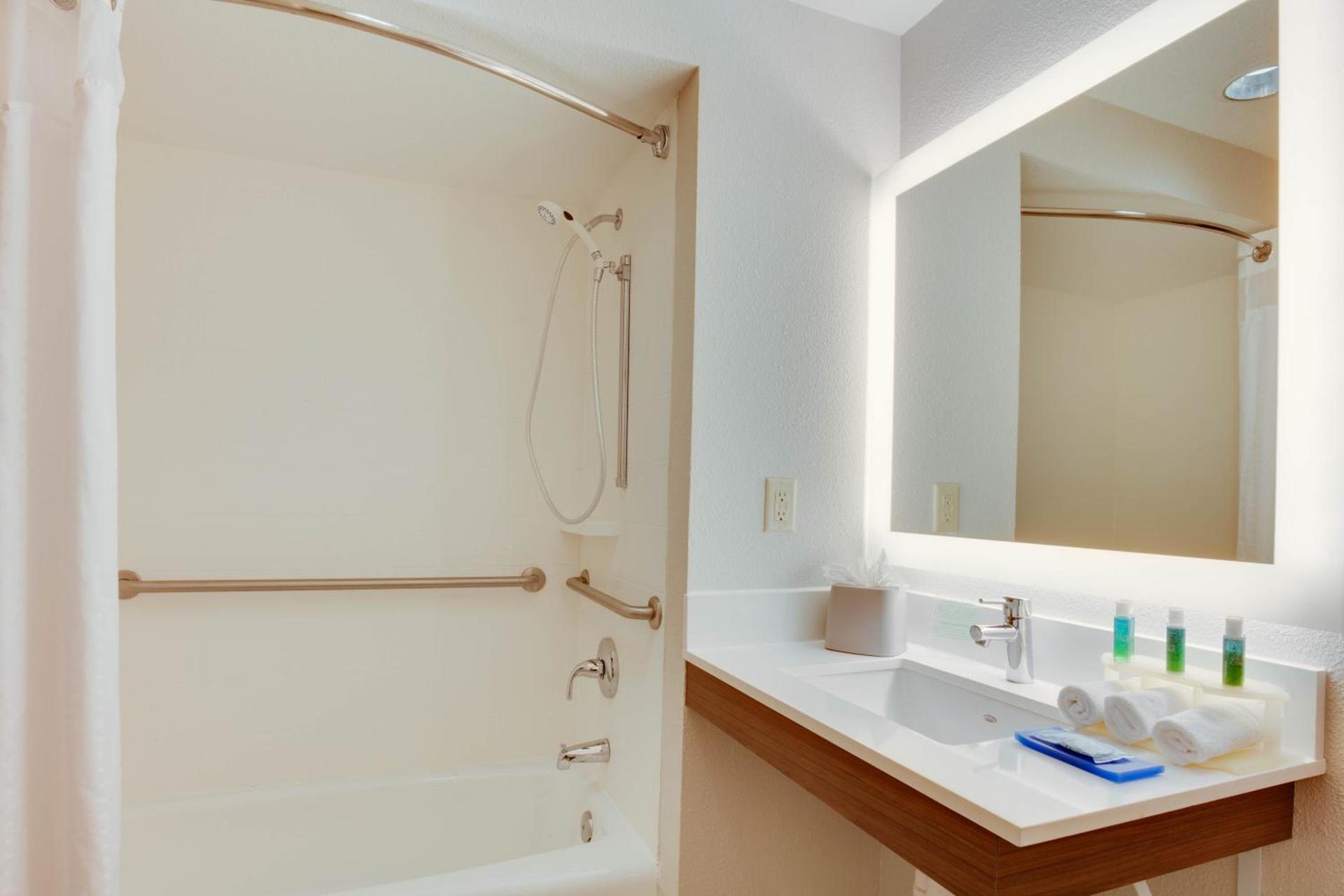 Staybridge Suites Orlando South by IHG photo 2