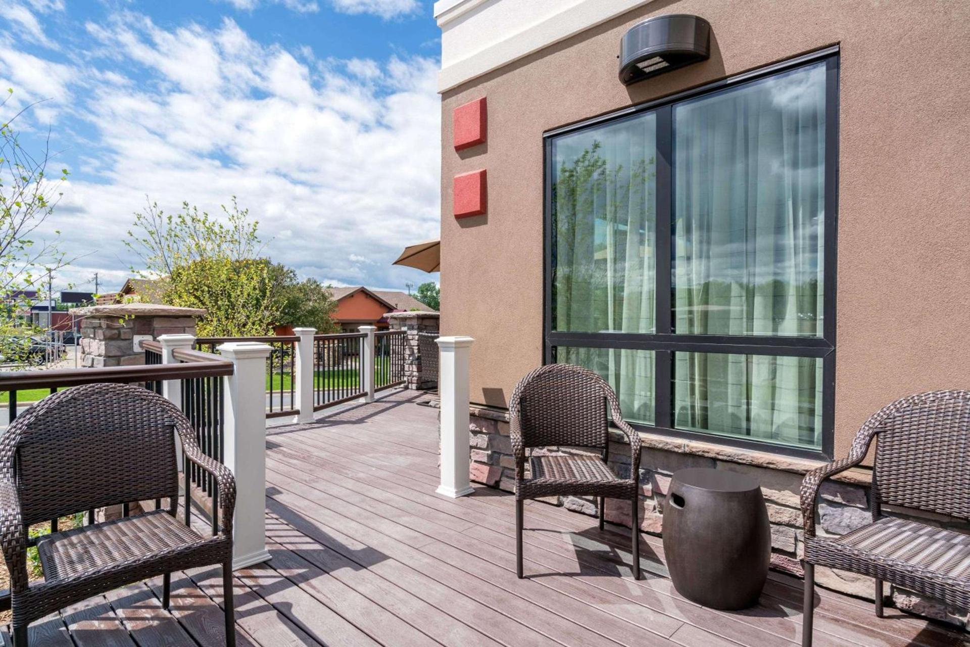 Ramada by Wyndham Minneapolis Golden Valley photo 41