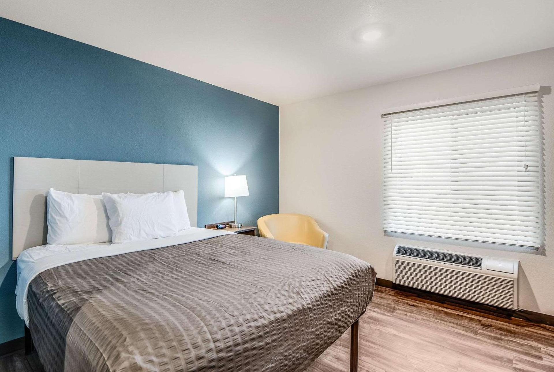 WoodSpring Suites West Des Moines photo 15