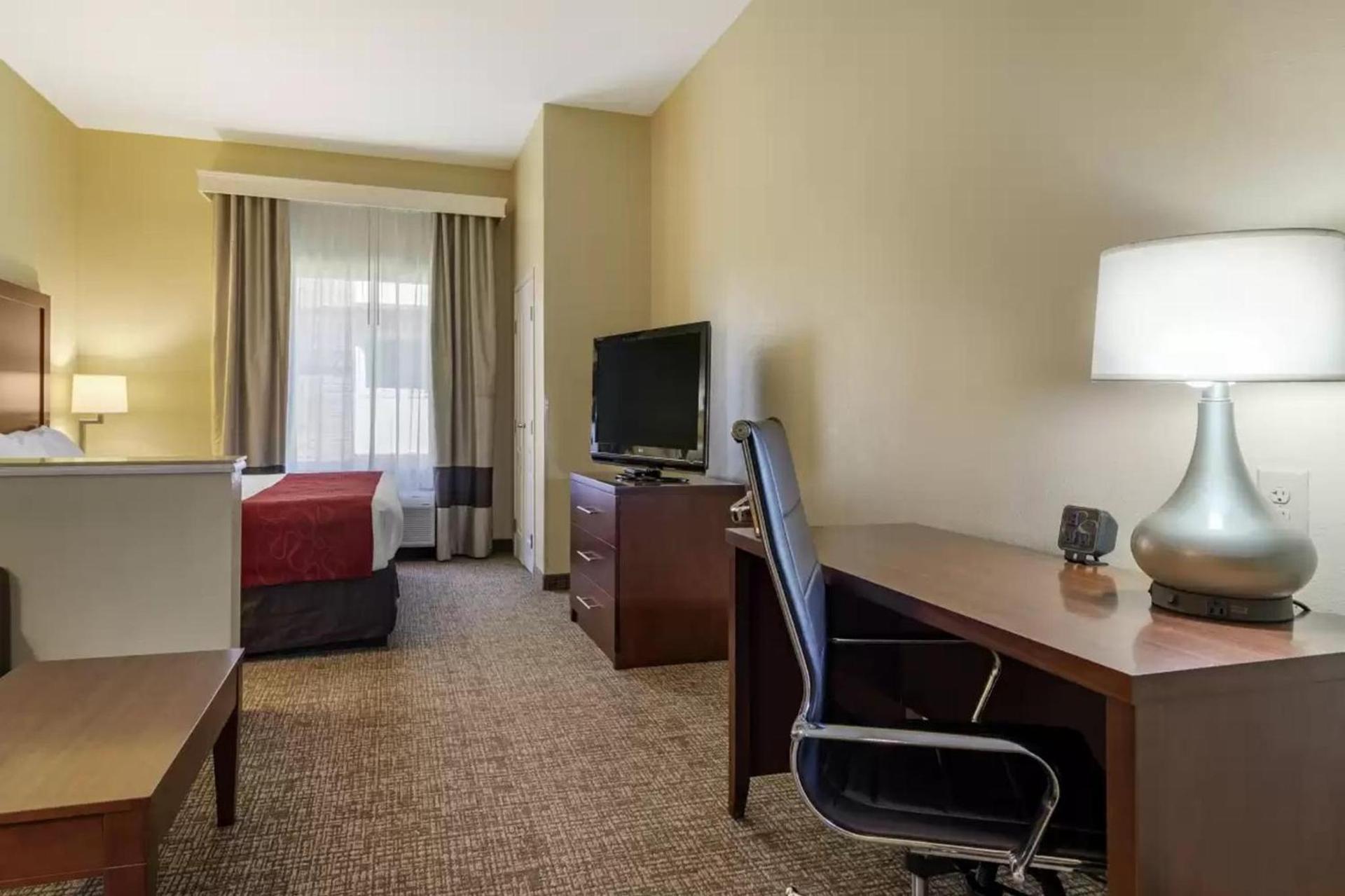 Comfort Suites Montgomery East Monticello Dr photo 33