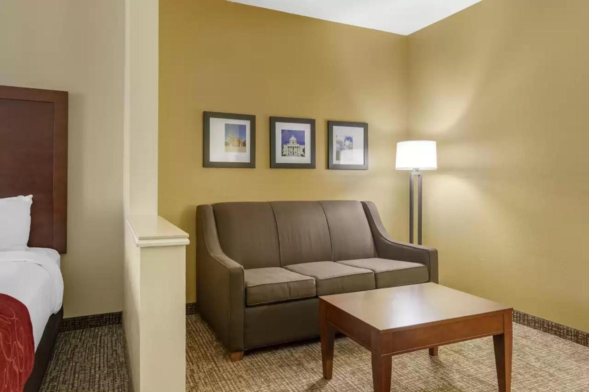 Comfort Suites Montgomery East Monticello Dr photo 37