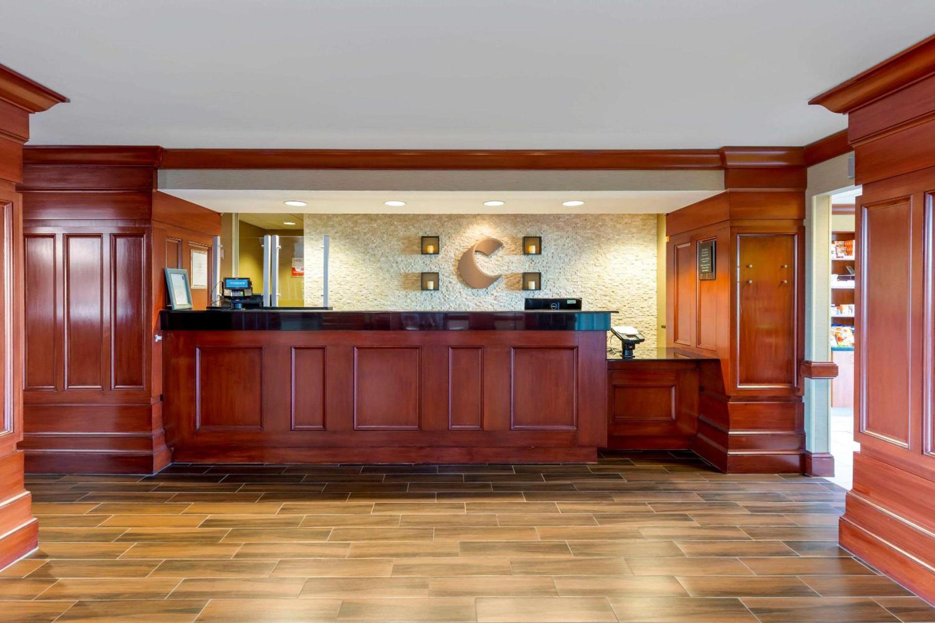 Comfort Suites Manassas Battlefield Park photo 2