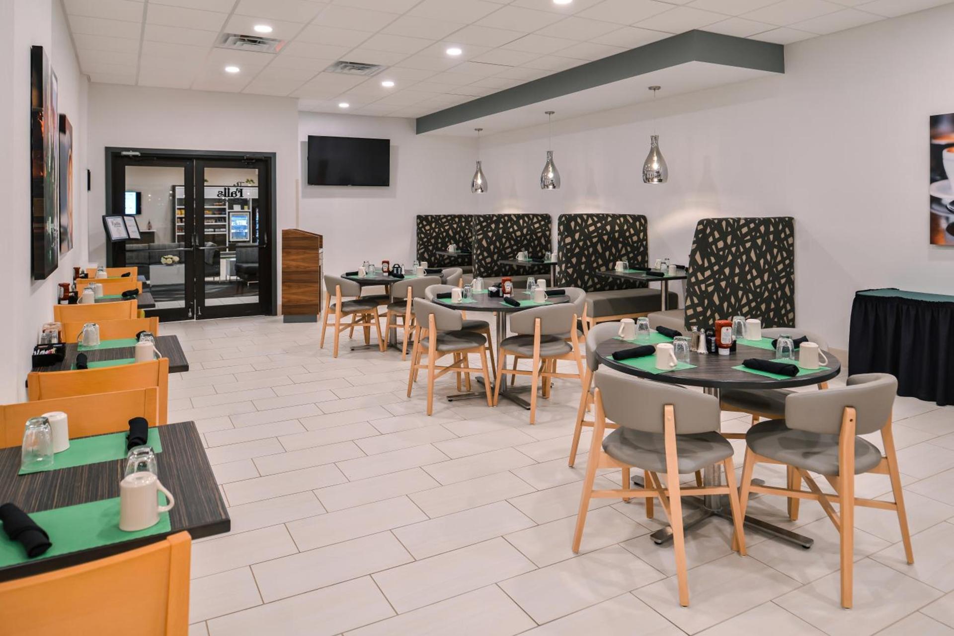 Holiday Inn Auburn-Finger Lakes Region by IHG photo 3