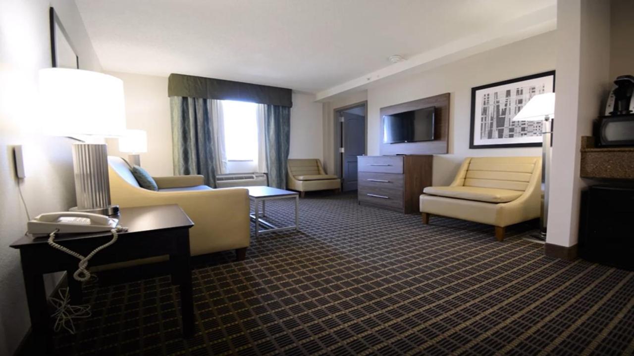 Holiday Inn Hazlet by IHG photo 6