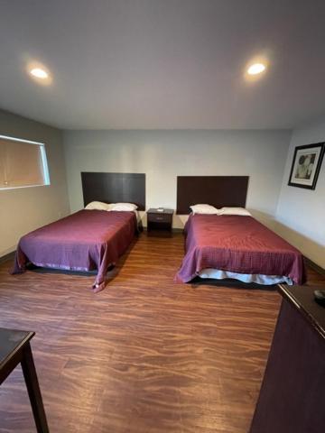 Richmond Motel photo 7