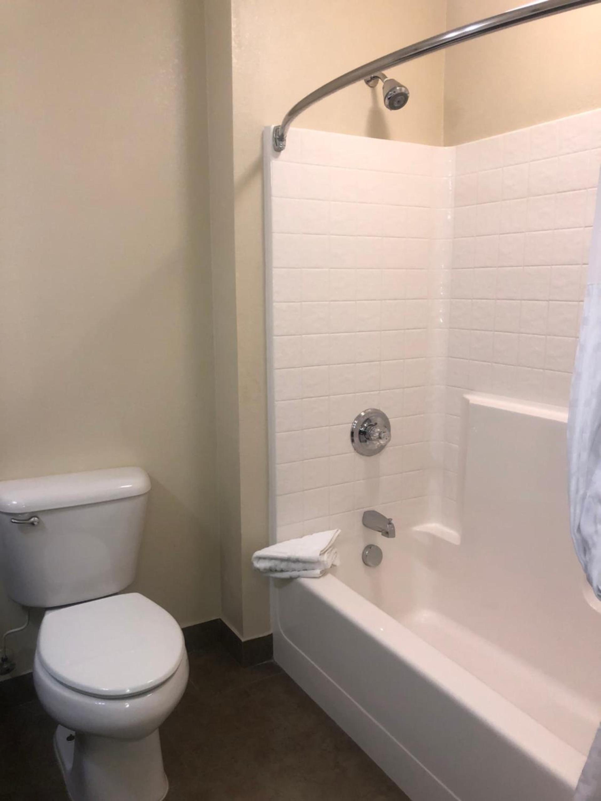 Comfort Inn & Suites Ukiah Mendocino County photo 66