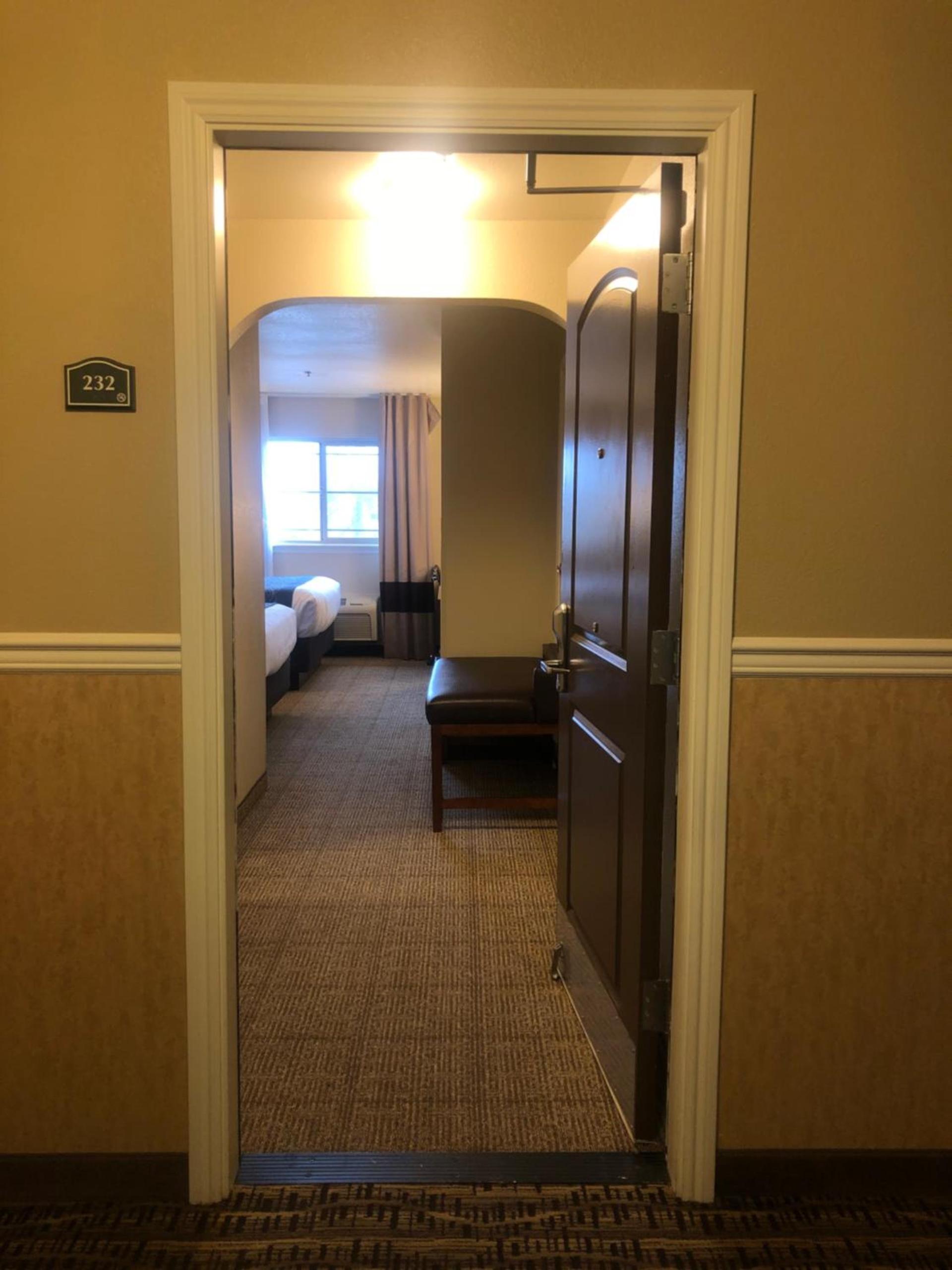 Comfort Inn & Suites Ukiah Mendocino County photo 55