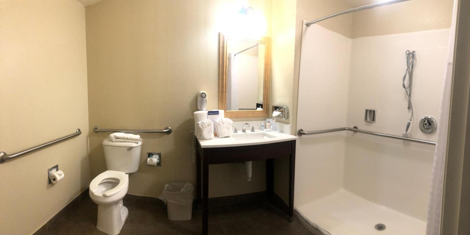 Comfort Inn & Suites Ukiah Mendocino County photo 50