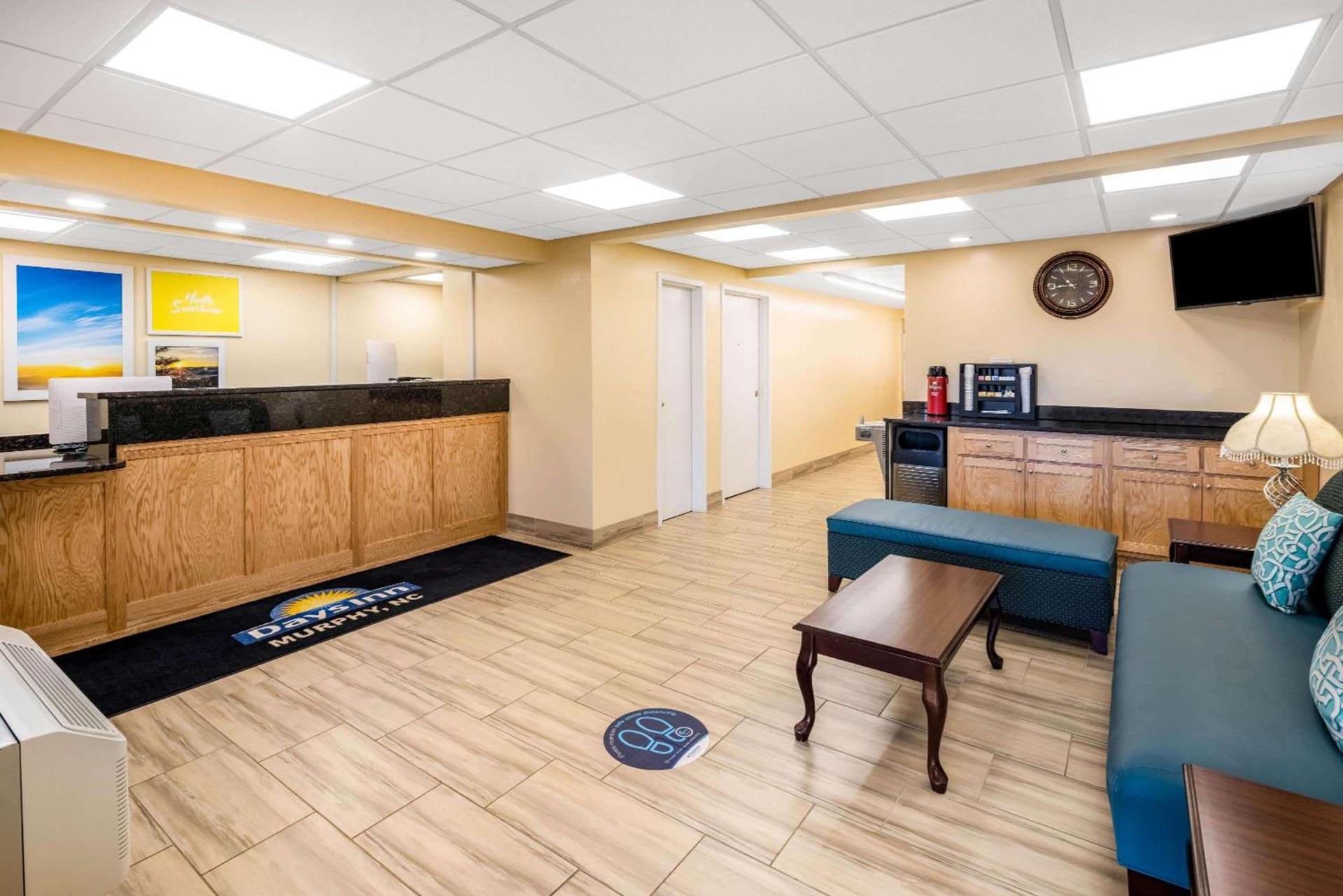 Days Inn by Wyndham Murphy photo 43