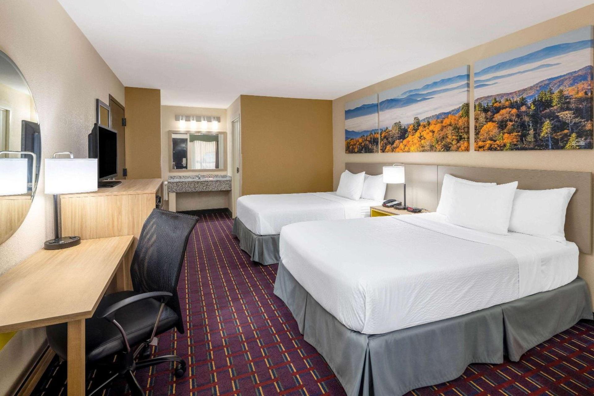 Days Inn by Wyndham Murphy photo 31