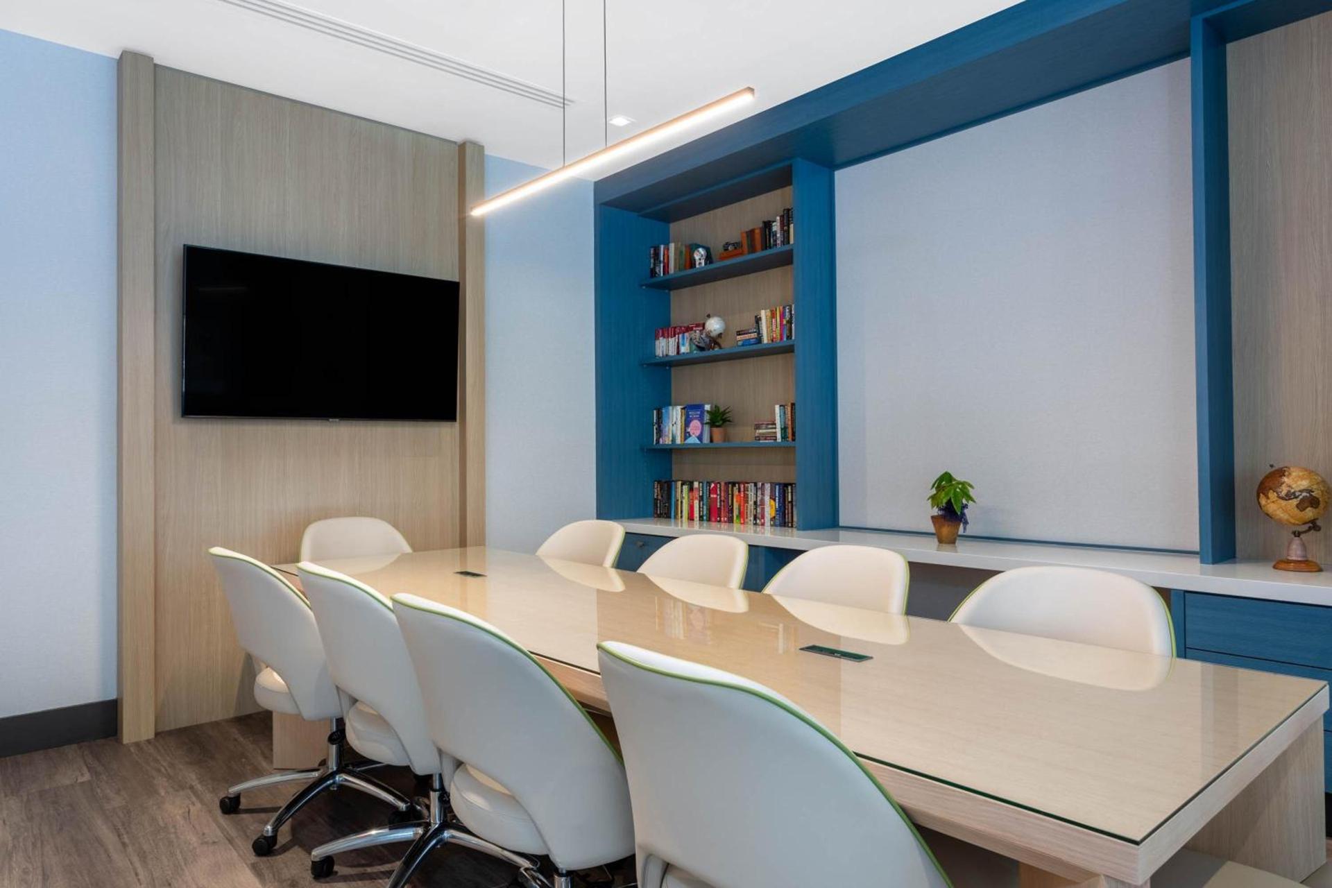 TRYP by Wyndham Orlando photo 9