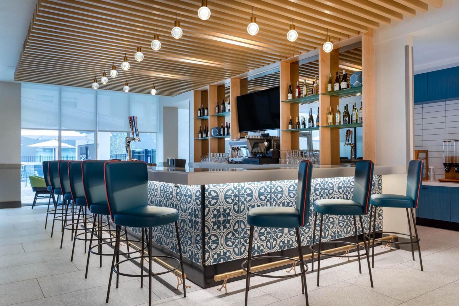 TRYP by Wyndham Orlando photo 10