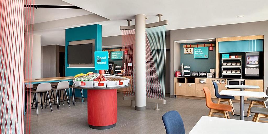 avid hotels - Detroit - Warren by IHG — hotel in Warren