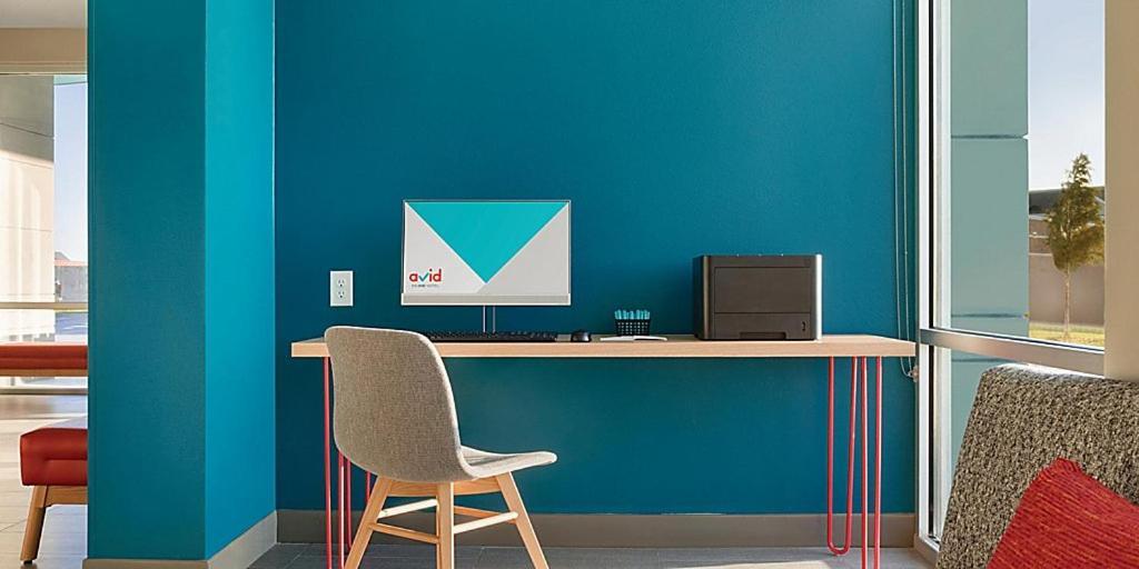 avid hotels - Detroit - Warren by IHG photo 12