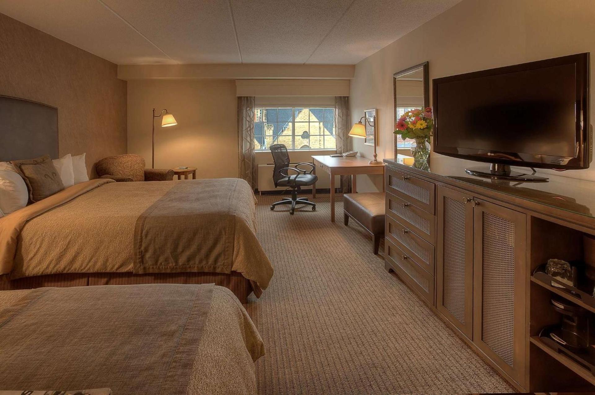 Best Western Plus The Normandy Inn & Suites photo 2