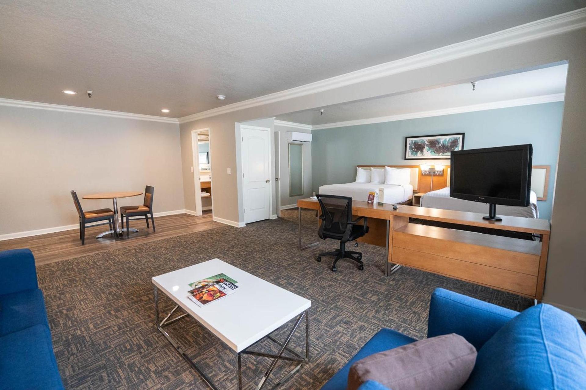 Alexis Park All Suite Resort photo 28