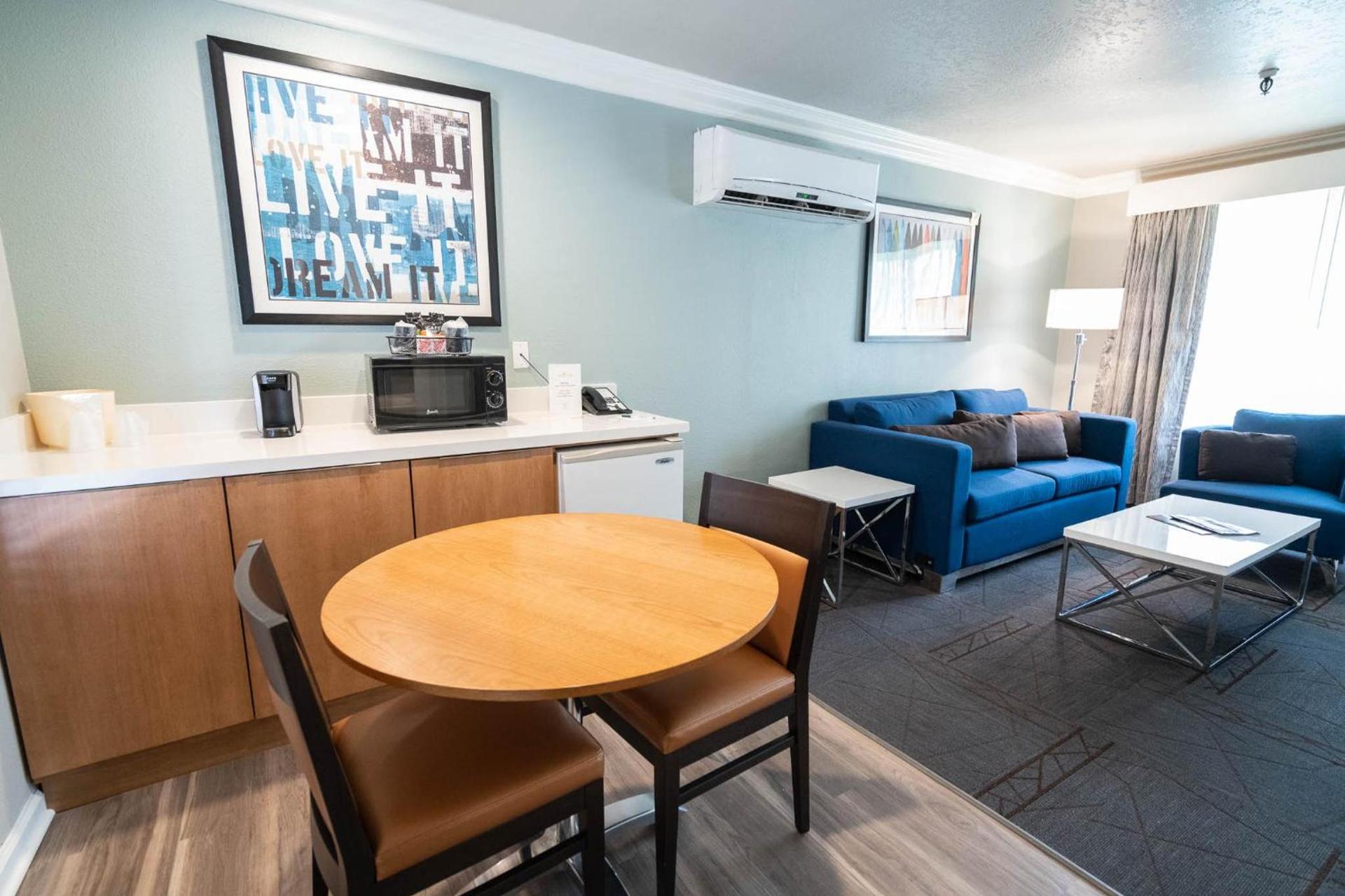 Alexis Park All Suite Resort photo 23