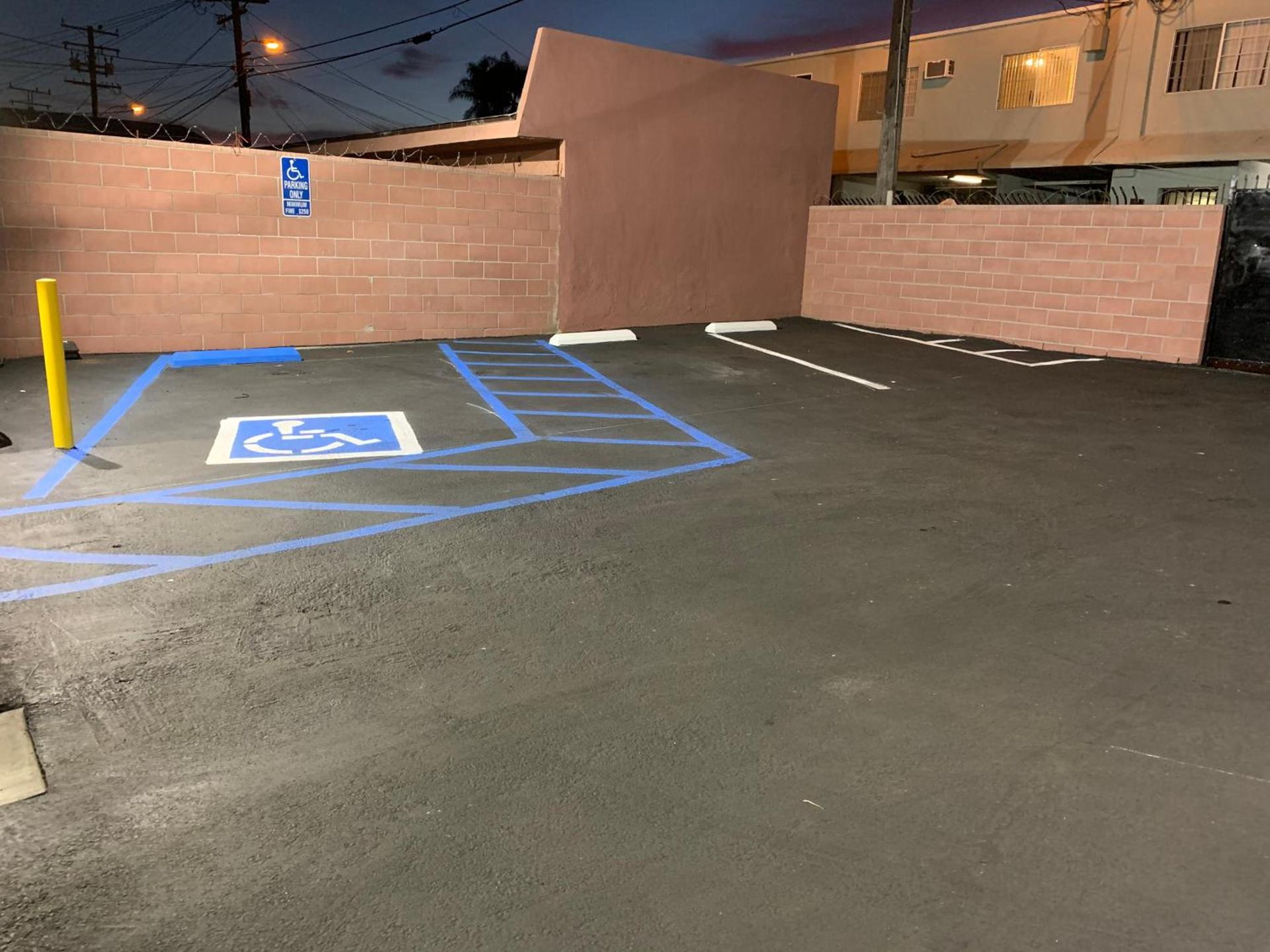 Vegas motel photo 5