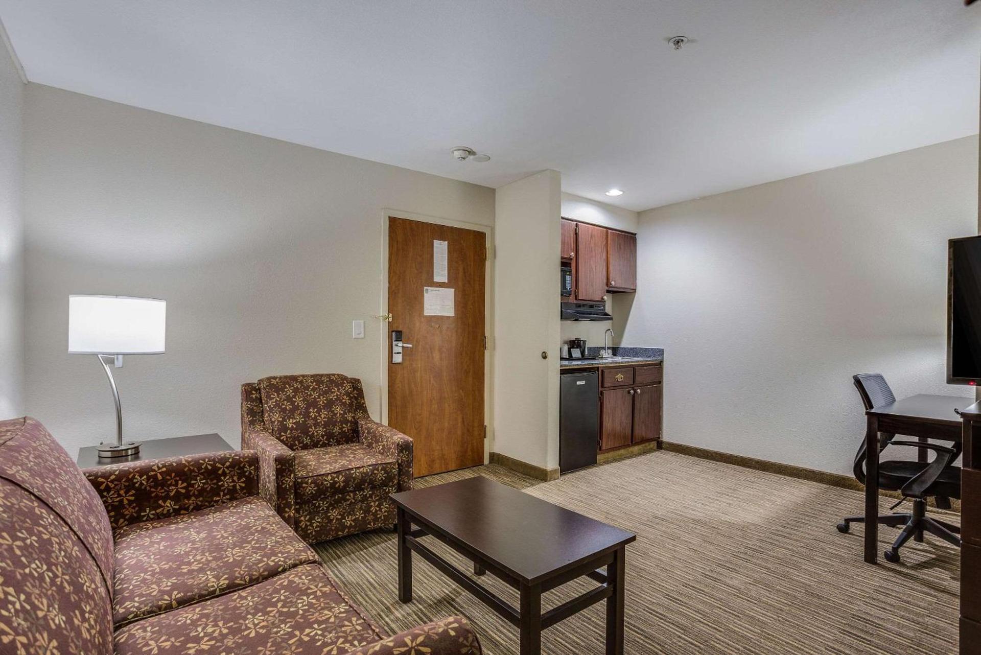 Quality Inn & Suites Meridian - West Boise photo 24