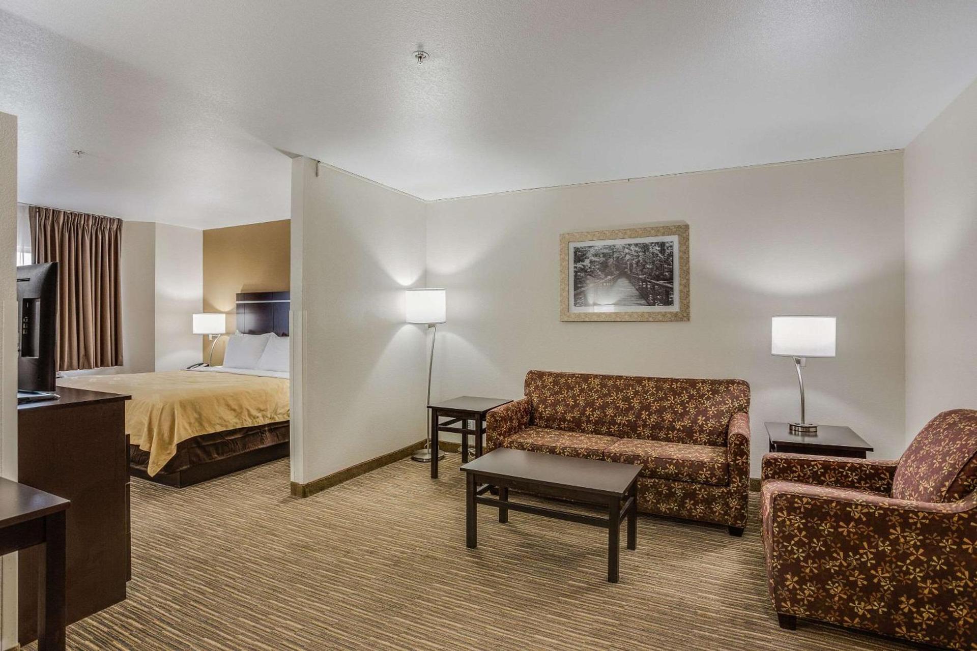 Quality Inn & Suites Meridian - West Boise photo 25