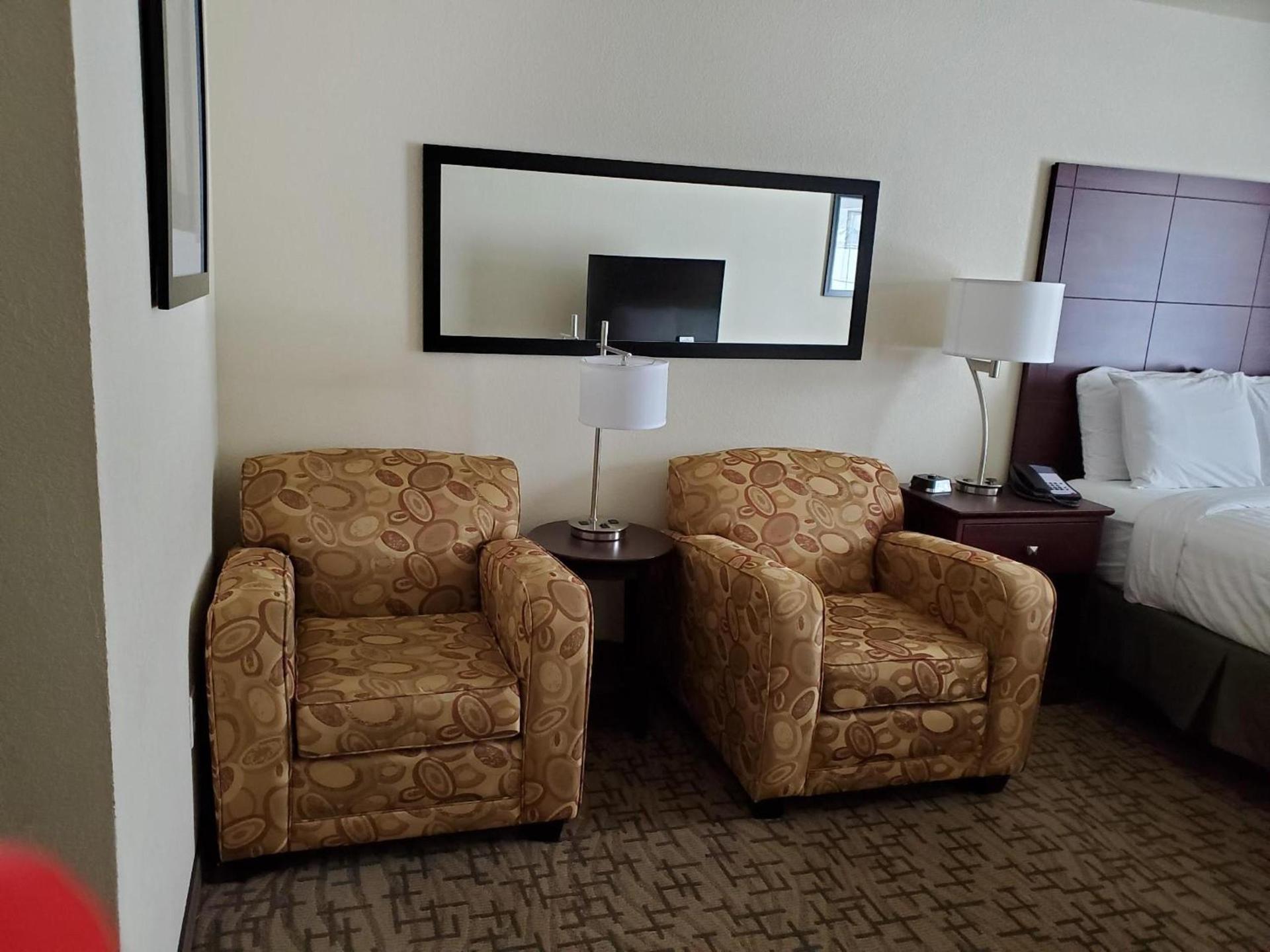 Cobblestone Inn & Suites - Barron photo 8