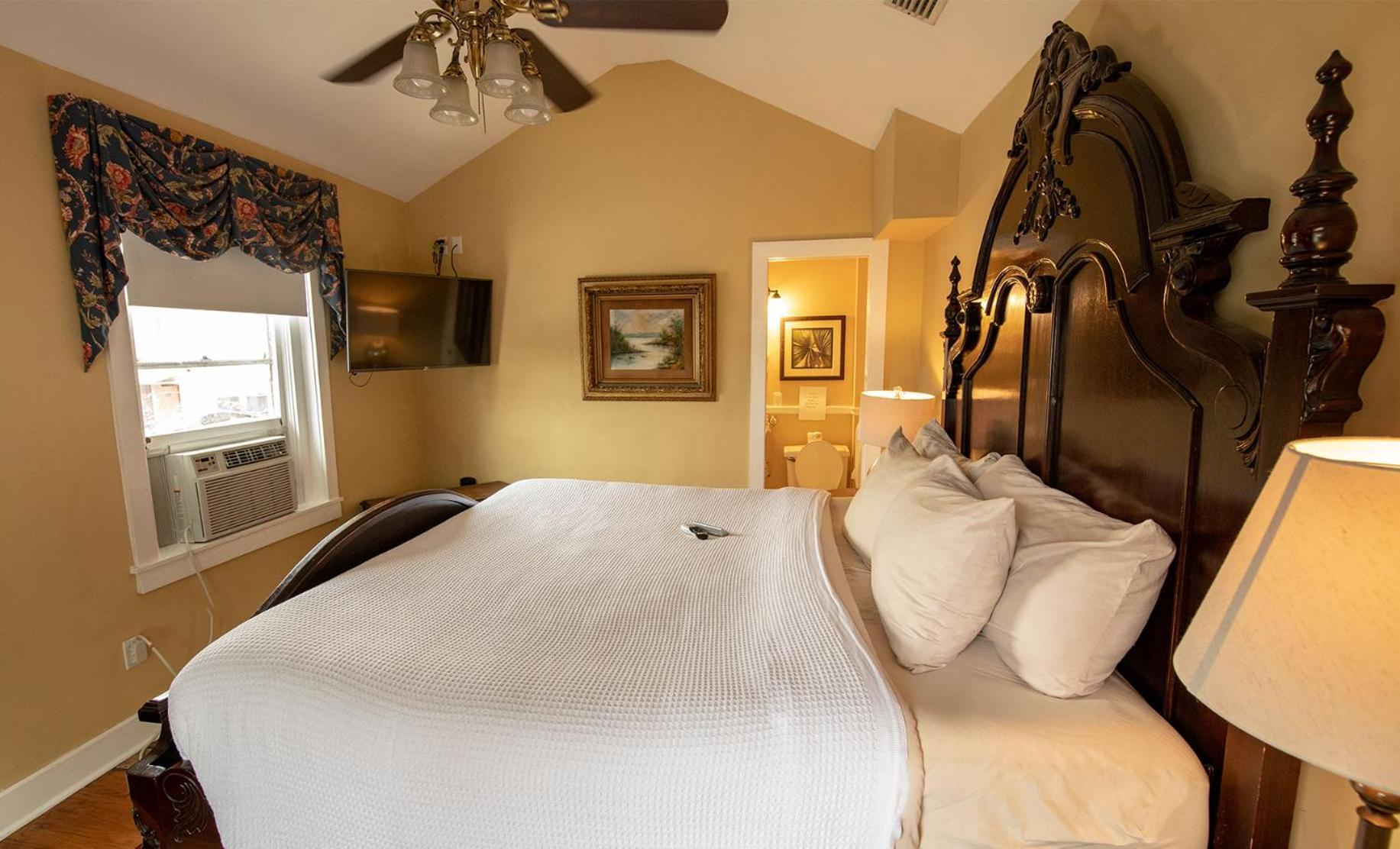 Casablanca Inn on the Bay photo 65