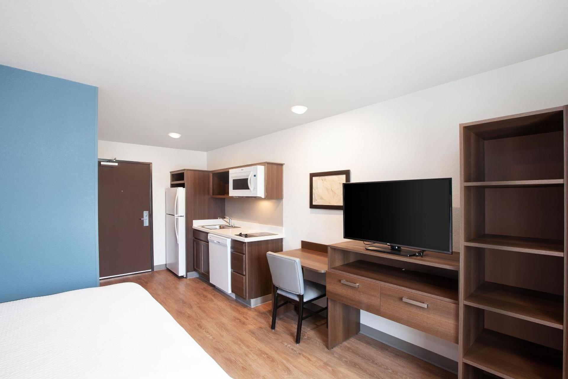WoodSpring Suites Plano - North Dallas photo 19