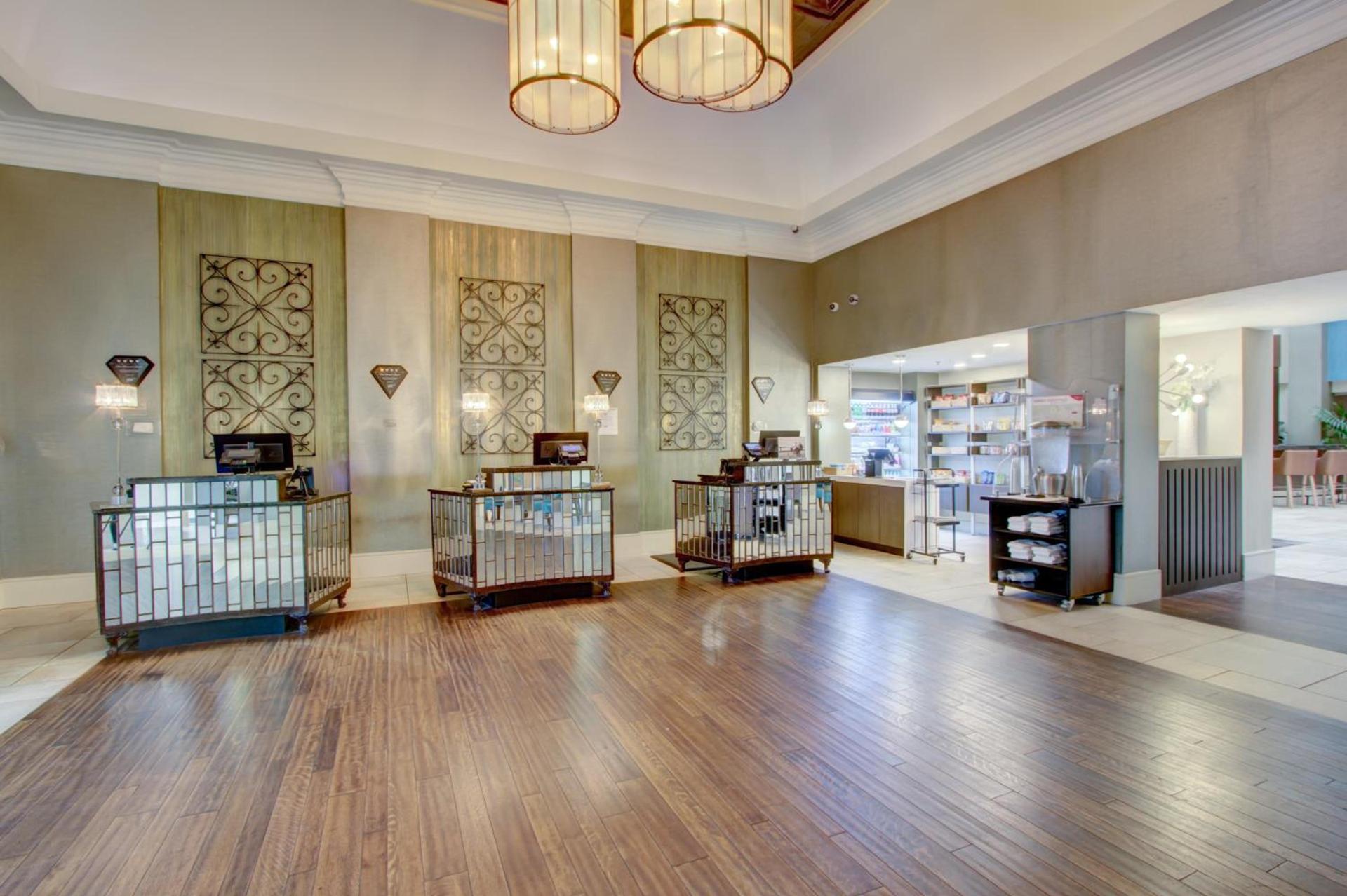 Crowne Plaza Charleston by IHG photo 18