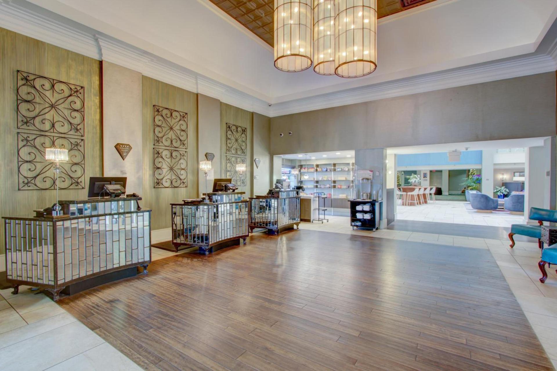 Crowne Plaza Charleston by IHG photo 35