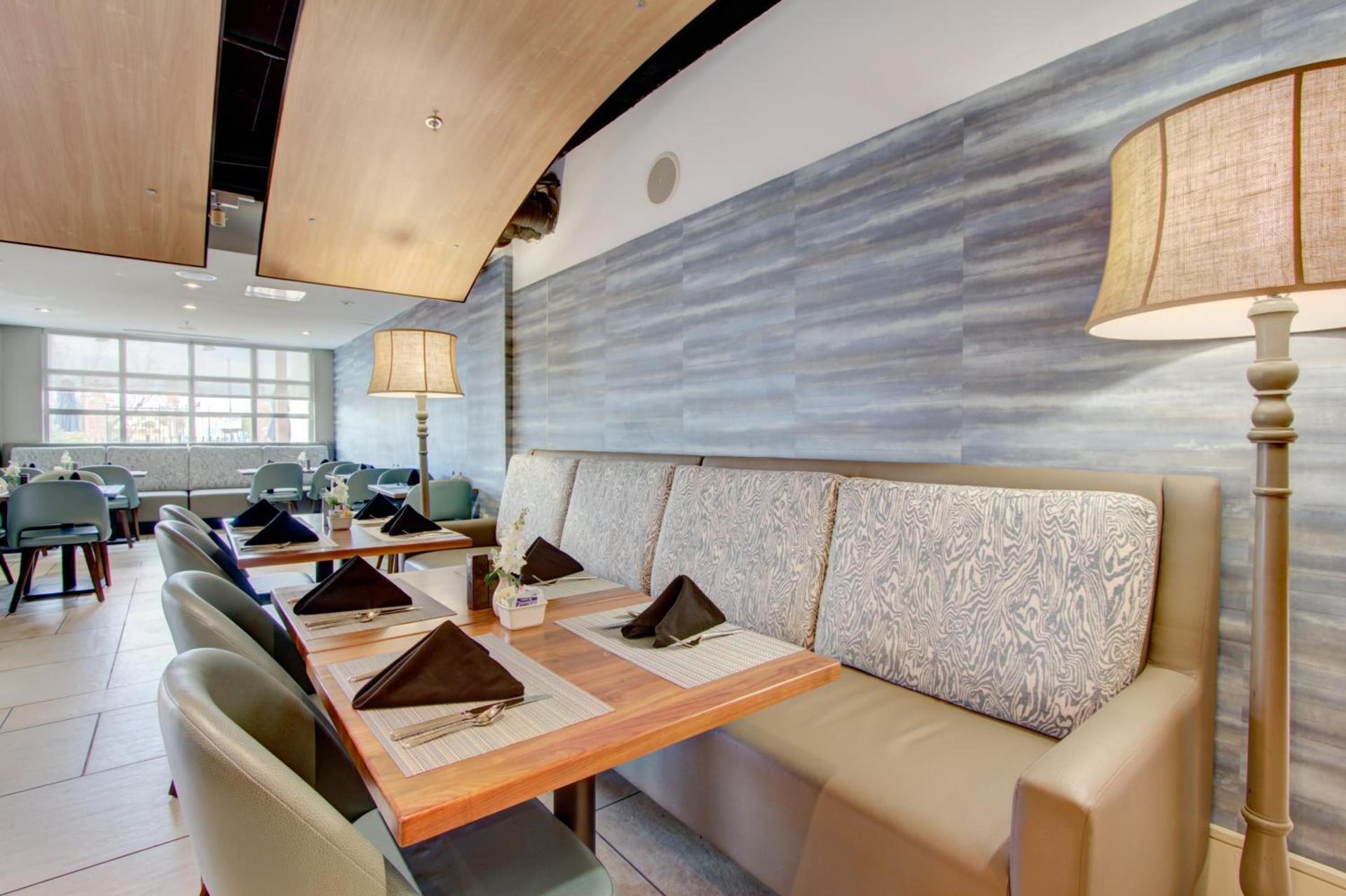 Crowne Plaza Charleston by IHG photo 36