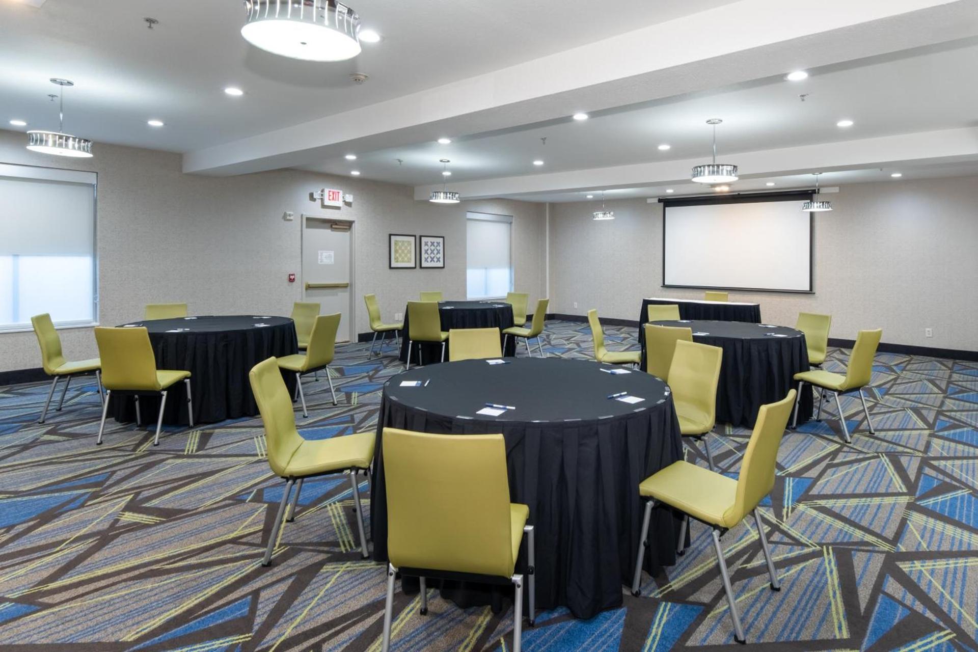 Holiday Inn Express Arlington Interstate 20 Parks Mall by IHG photo 25