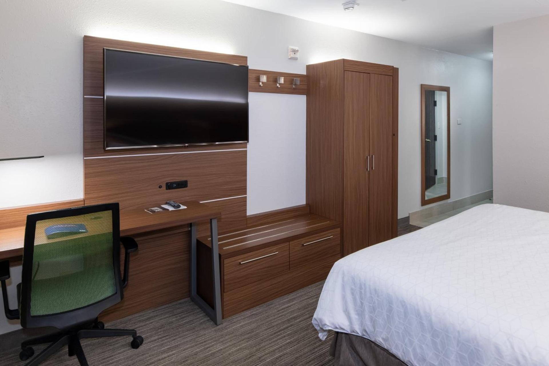 Holiday Inn Express Arlington Interstate 20 Parks Mall by IHG photo 24