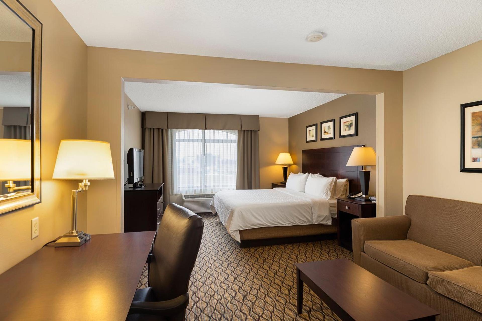 Holiday Inn Express Bloomington West by IHG photo 35