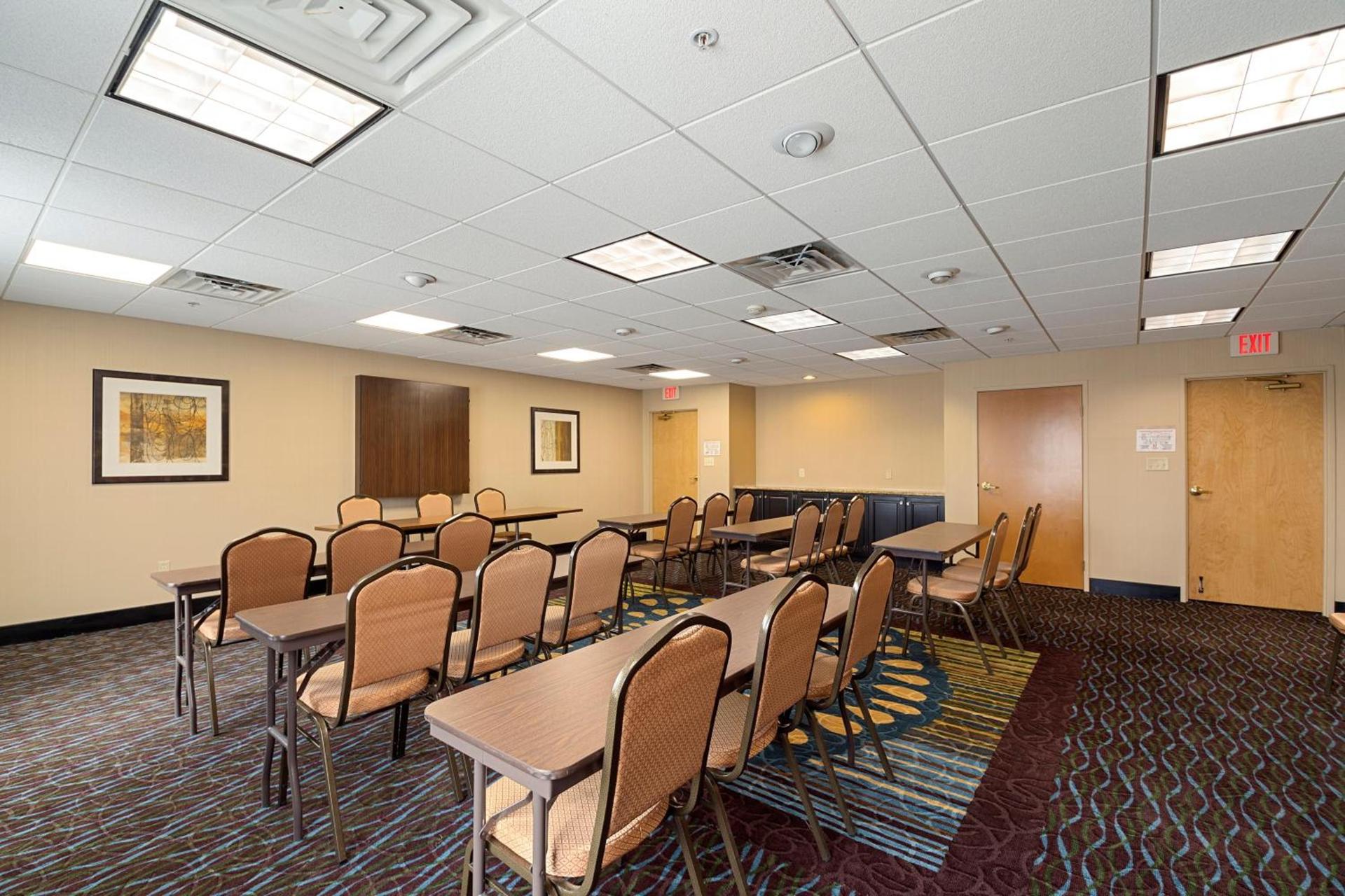 Holiday Inn Express Bloomington West by IHG photo 14